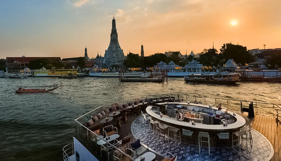 هتل بانیان تری بانکوک